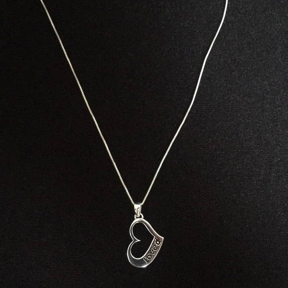 Sterling silver Box chain + “loved” heart pendant - Picture 1 of 10